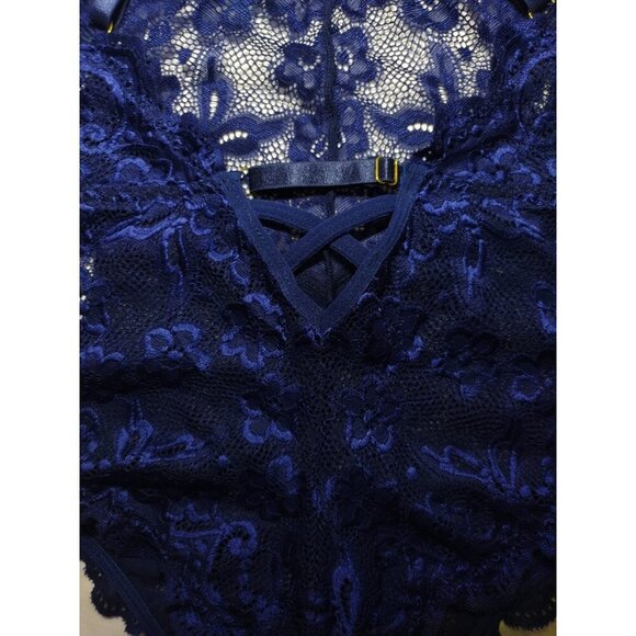 Lace Bodysuit Lingerie with Cross Back Straps in Navy Blue Size M. - Picture 6 of 11